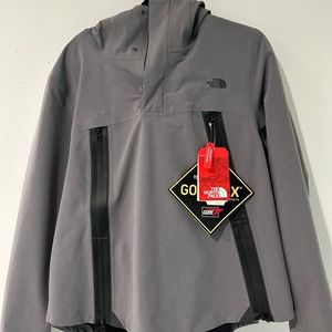 Women’s north face, Gore-Tex pull over